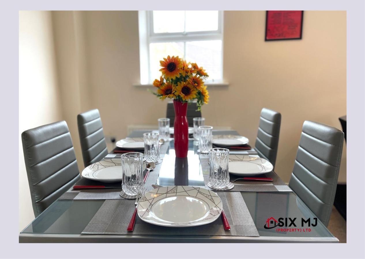 Chichele House, Sleeps 8, Nr Rushden Lakes, Allocated Parking, Corporate Welcome Higham Ferrers Екстер'єр фото